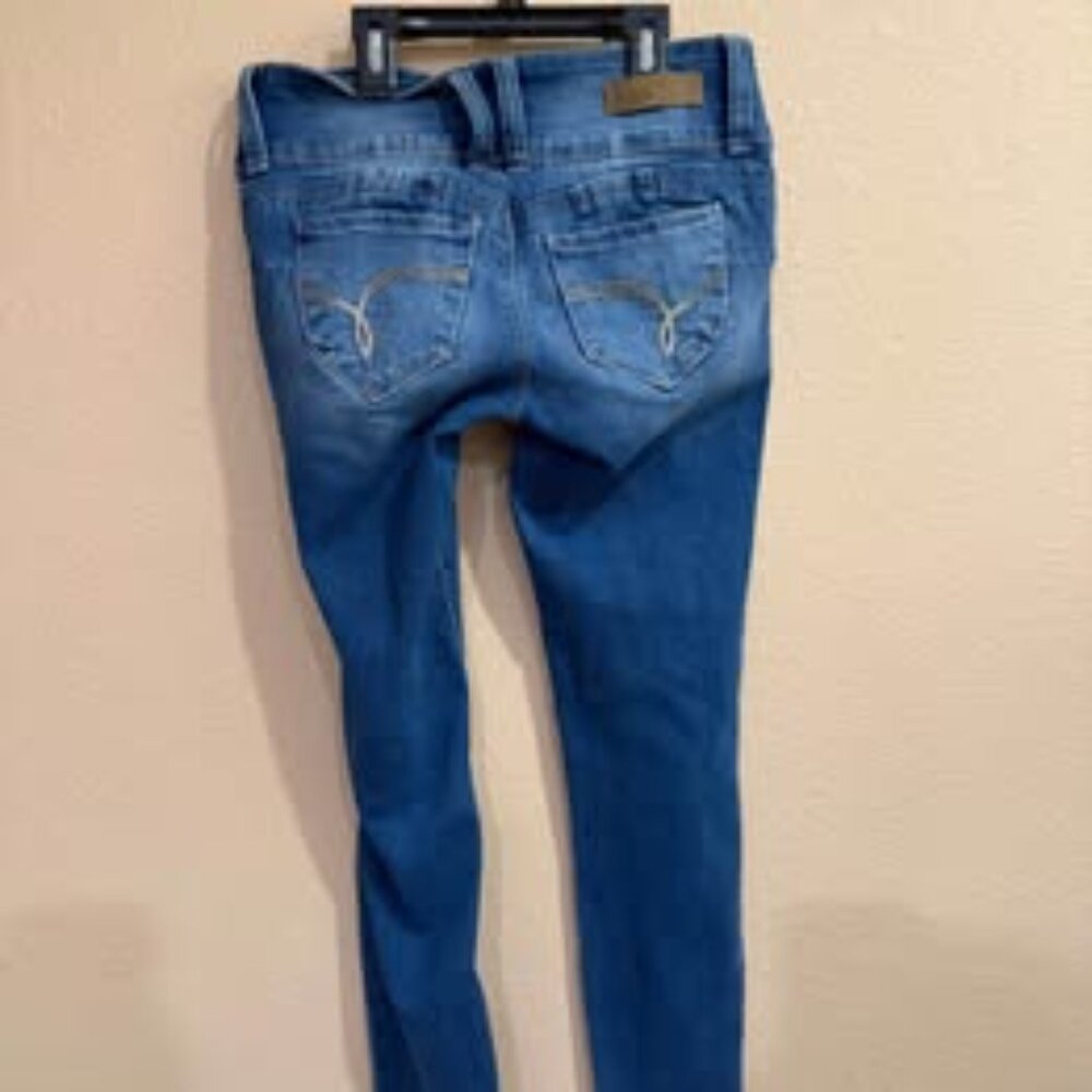 YMI  Distressed Jeans Size 1 - Picture 2 of 3